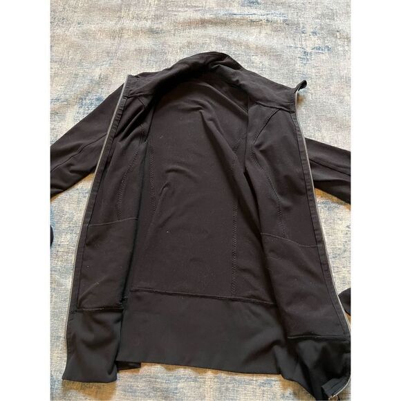 Lululemon Black Daily Yoga Full Zip Lightweight Jacket Size 10 - Picture 5 of 8